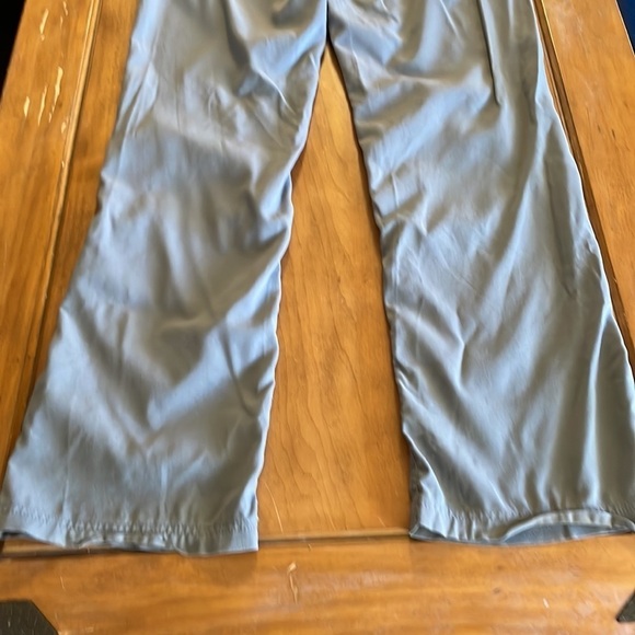 Prana Roll Up Hiking Pants Size 10 - Picture 10 of 13